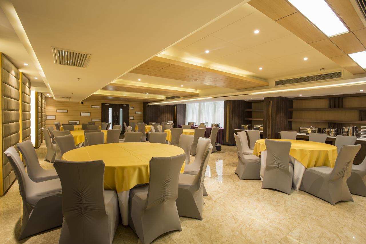 Golden Tulip - The Grandmark Dhaka Buitenkant foto