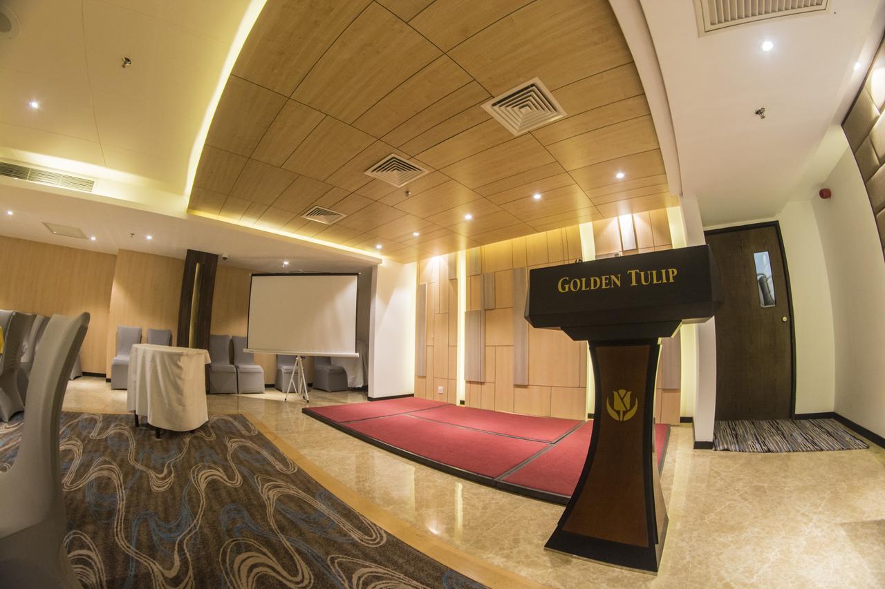 Golden Tulip - The Grandmark Dhaka Buitenkant foto