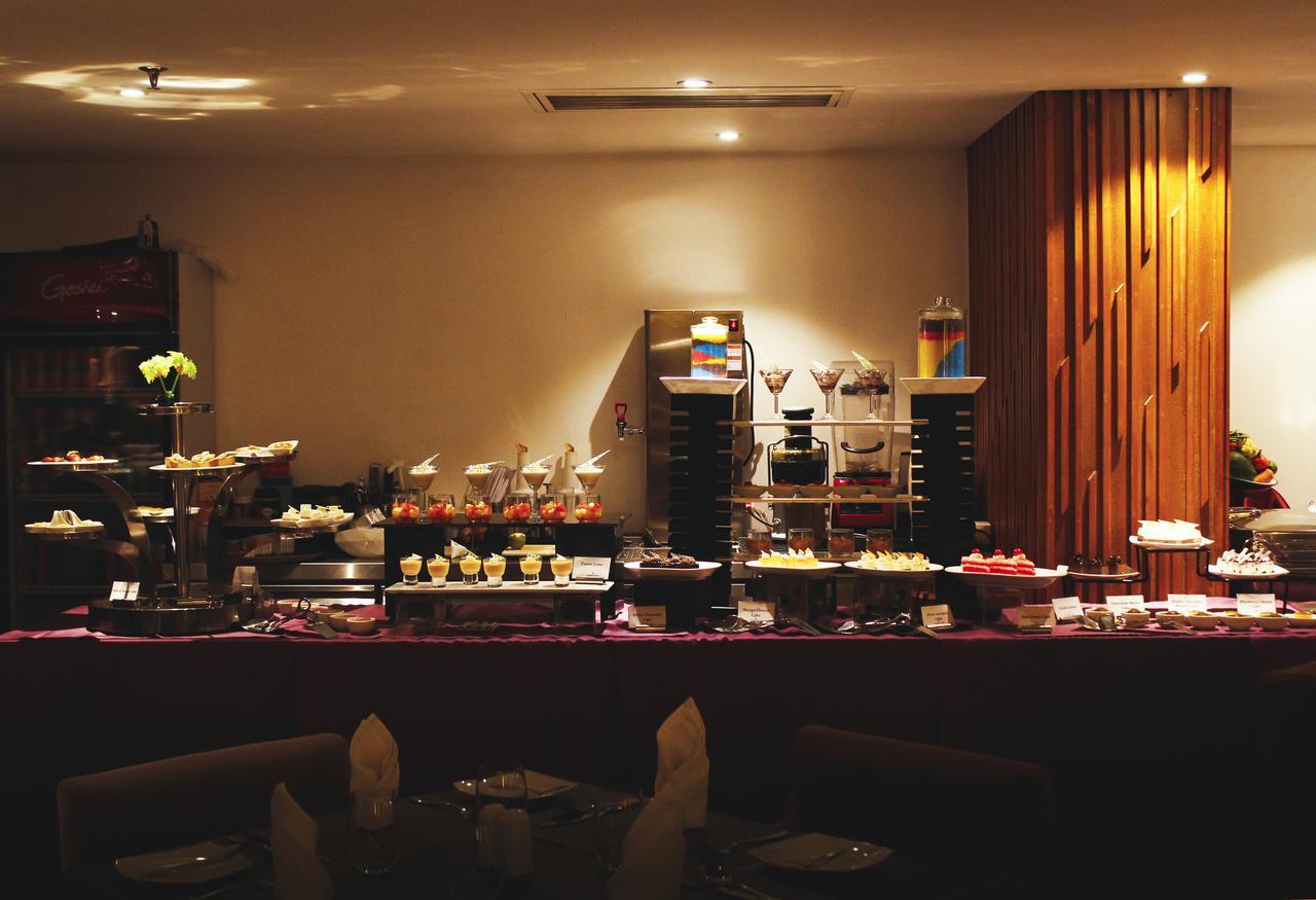 Golden Tulip - The Grandmark Dhaka Buitenkant foto